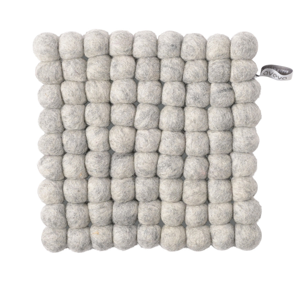 AVEVA - Trivet square | panonderzetter van wol