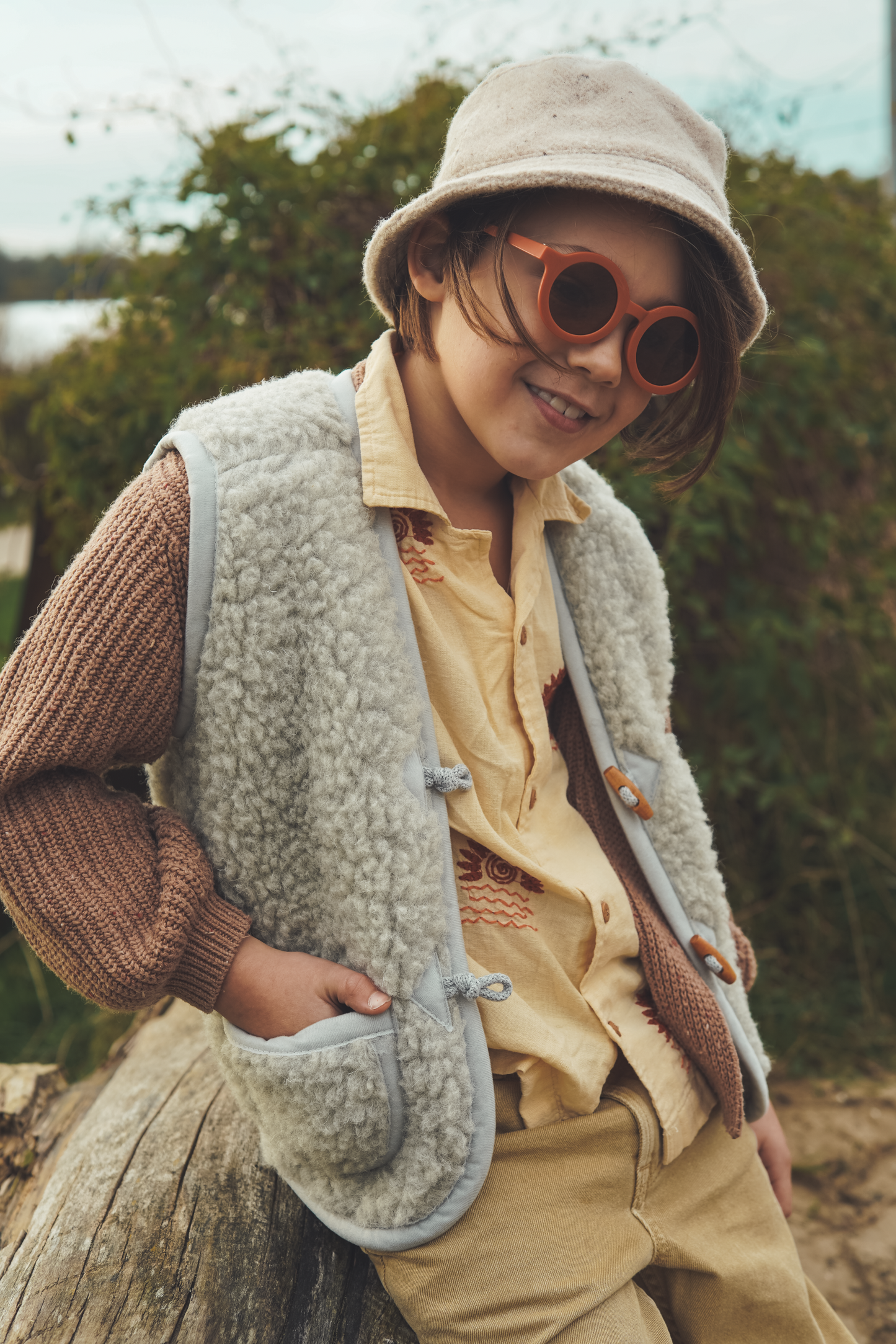 We are Wovens - Kids vest button | wollen kinder bodywarmer