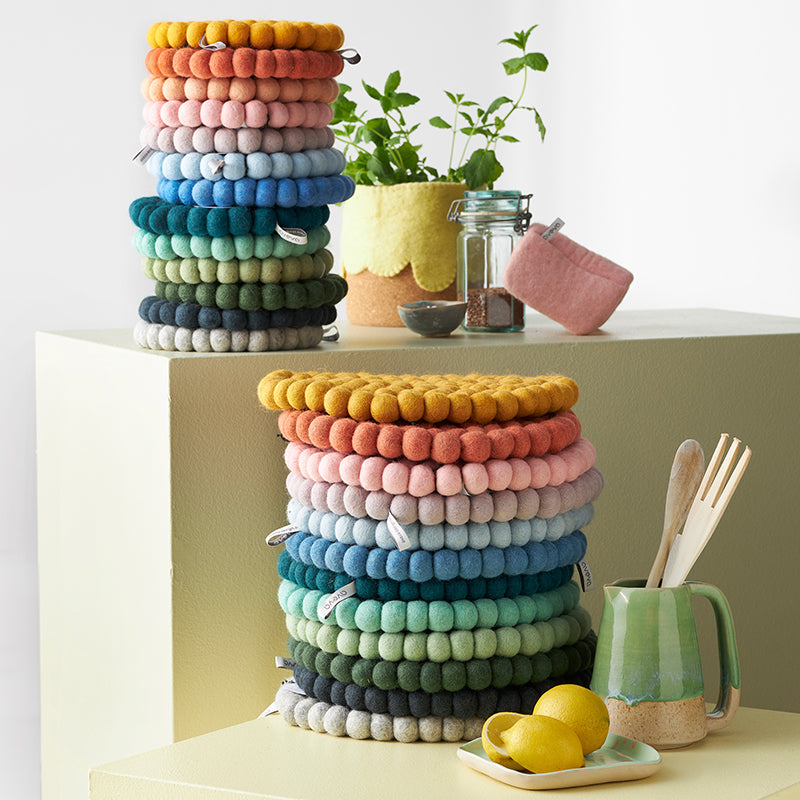 AVEVA - Trivet round | panonderzetter van wol