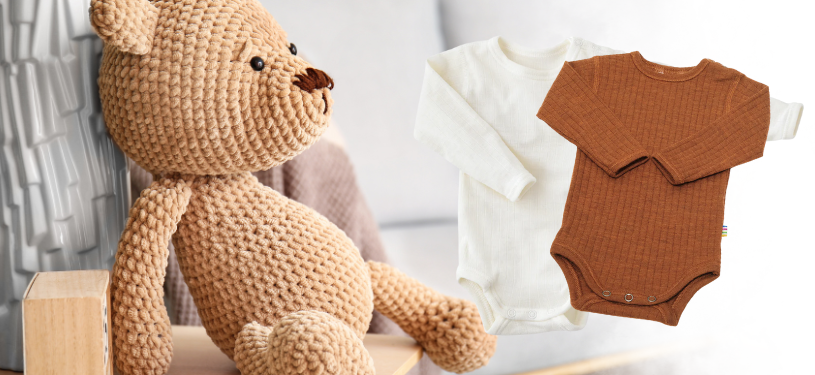 Het perfecte kraamcadeau: wollen babykleding als warm welkom