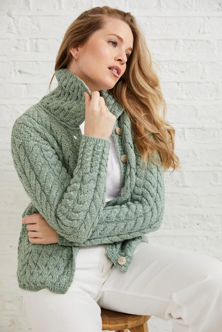 Aran Woollen Mills - B940 | wollen damesvest met knopen