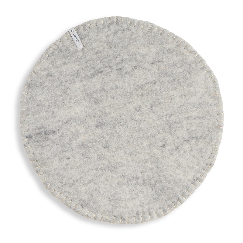 AVEVA - Seat cushion 21 | stoelkussen van gevilte wol Raw grey