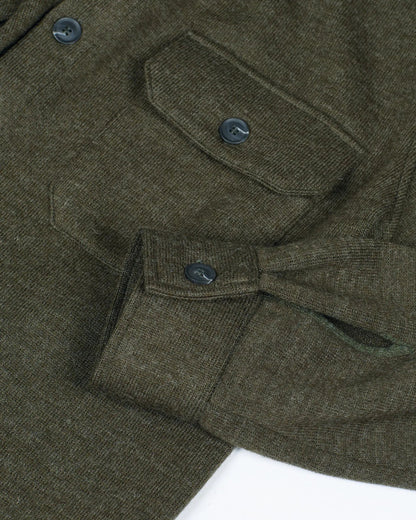 Ivanhoe Knitted in Sweden - Grimstorp | wollen herenvest met knopen