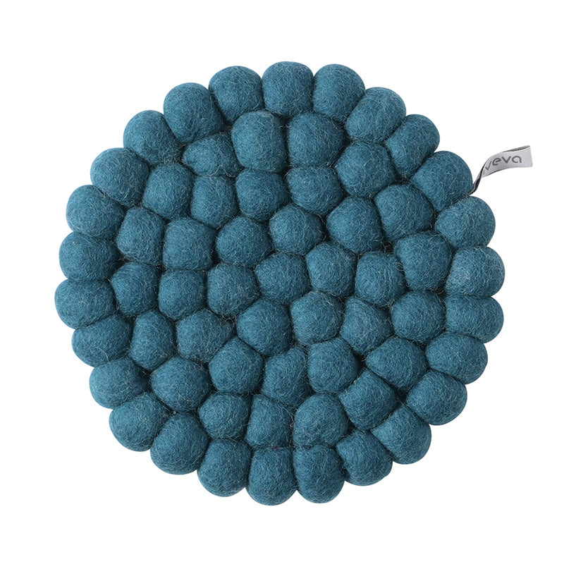 AVEVA - Trivet round | panonderzetter van wol Petrol