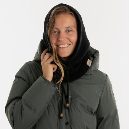 Knit Factory - Evy Colsjaal met capuchon