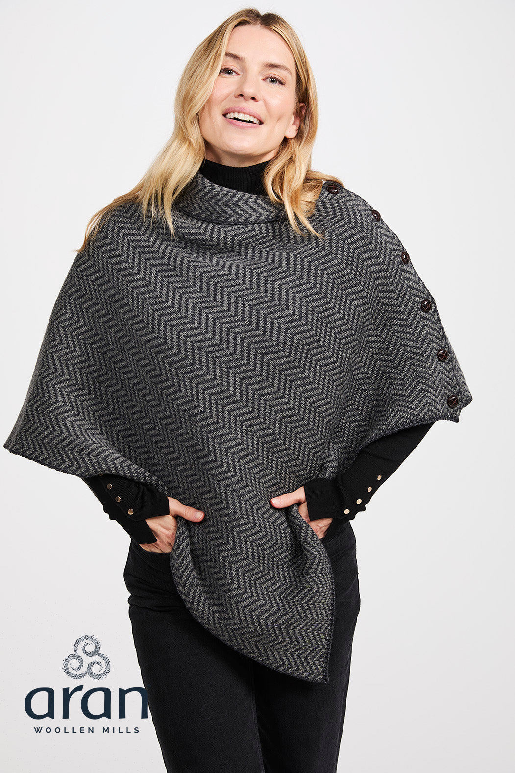 Aran Woollen Mills - B814 | poncho