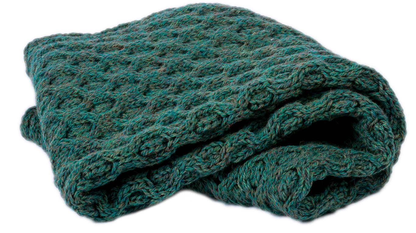 Aran Woollen Mills - B873 | merinowol colsjaal Green