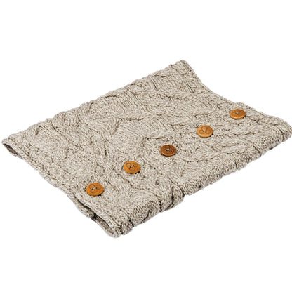 Aran Woollen Mills - B948 | merinowol col met knopen Oatmeal