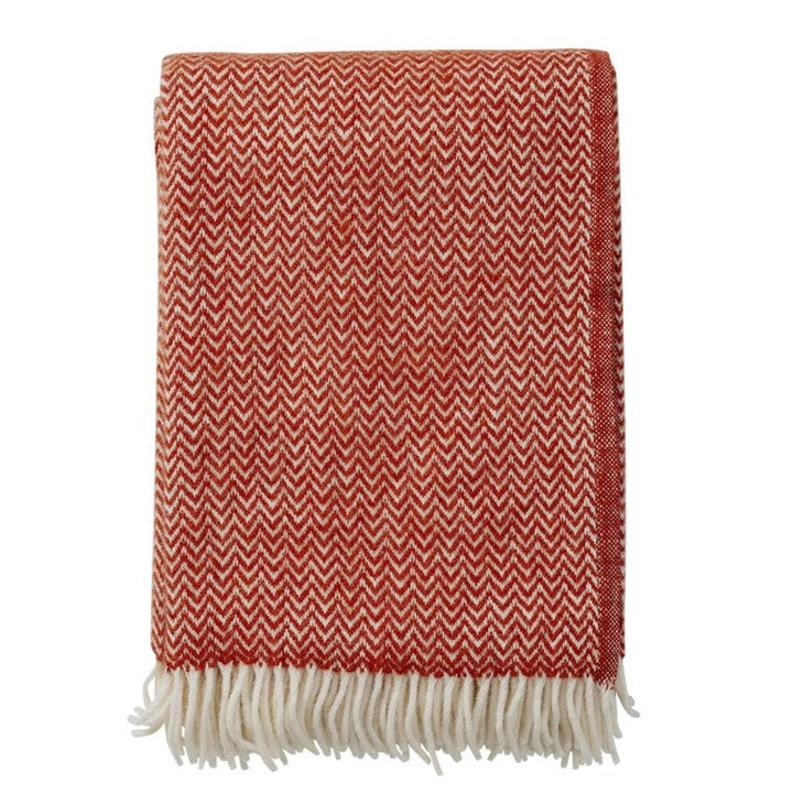 Klippan - Chevron | plaid van lamswol Ruby red 180x200 cm.