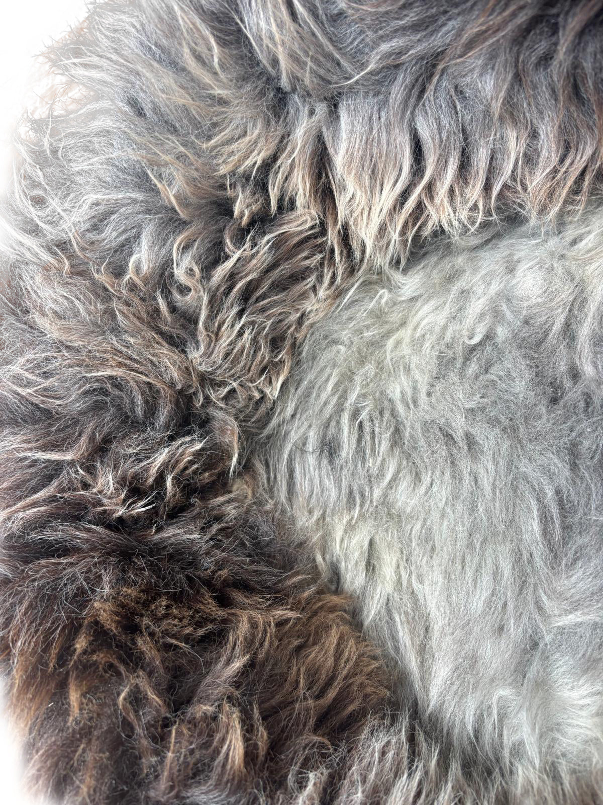 Belpo - hondenmand van schapenvacht