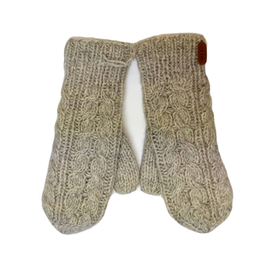 Erin Knitwear - Aran Cable Mittens | wanten van wol Oatmeal