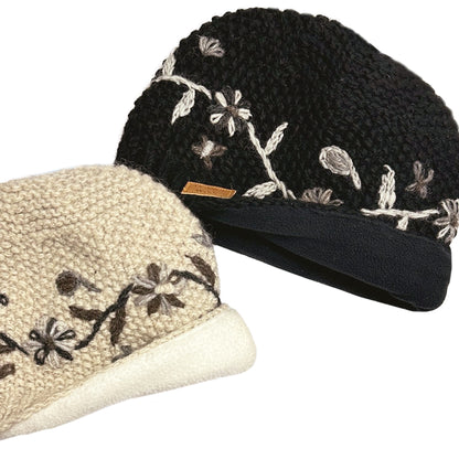 Planet Wool - Short flower hat | wollen muts met bloemen