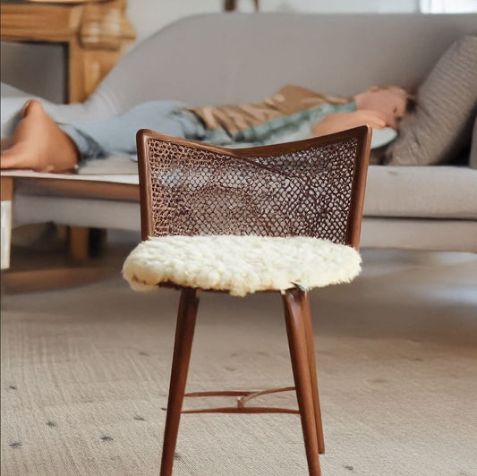 AVEVA - Seat cushion 23 raw wool | stoelkussen van wol