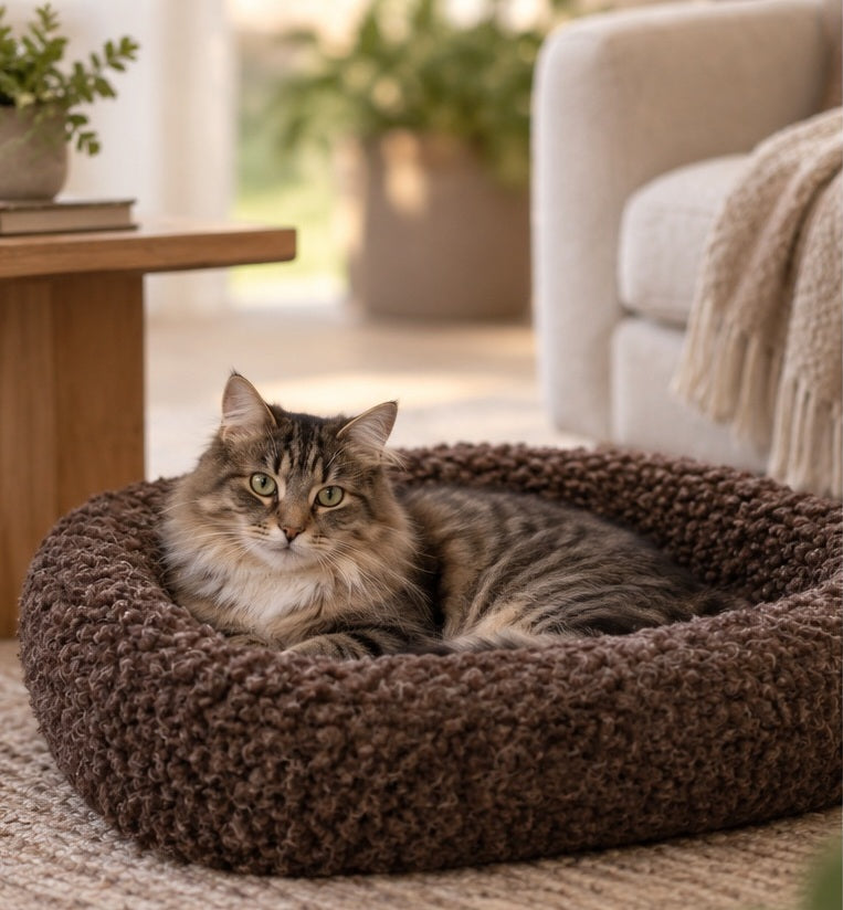 We are Wovens - Pet Bed high | wollen mand voor hond & kat