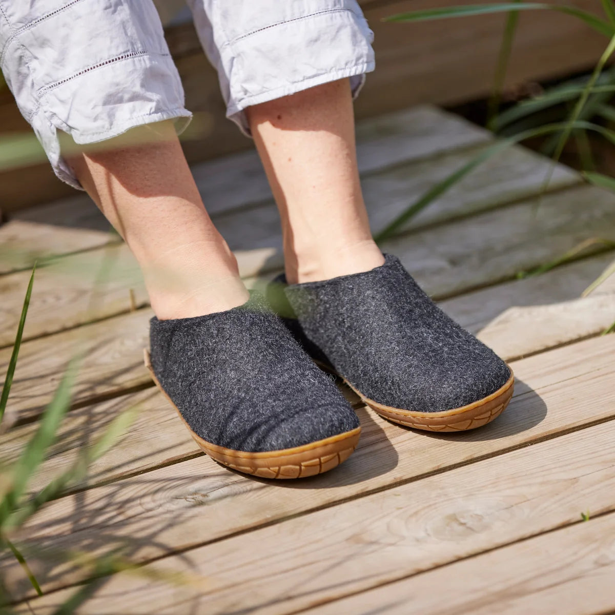 Glerups | instappantoffel met rubber zool - charcoal