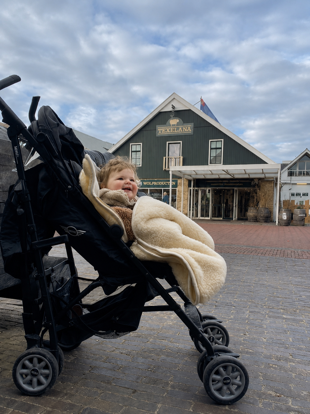 Yoko Wool - junior sleeping bag | voetenzak van wolborg