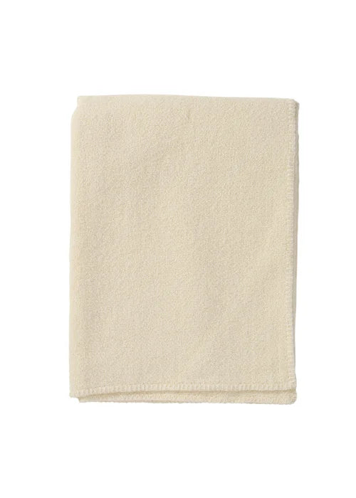 Klippan - Bouclé | plaid van lamswol Cream