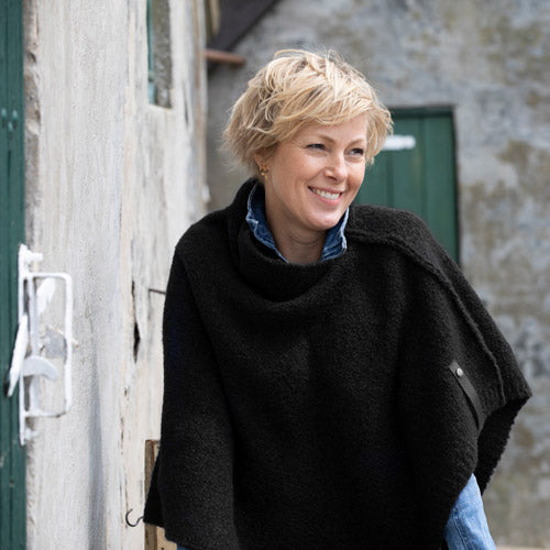 De Reuver - Maud | wollen poncho Black