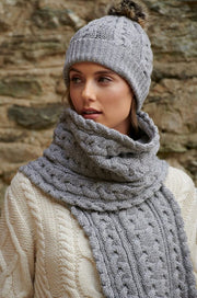 West End - X4855 | sjaal van merinowol Soft grey