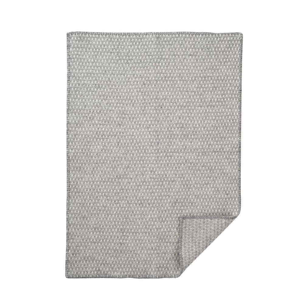 Klippan - Knut Baby | wiegdeken van lamswol Light grey 65x90 cm.